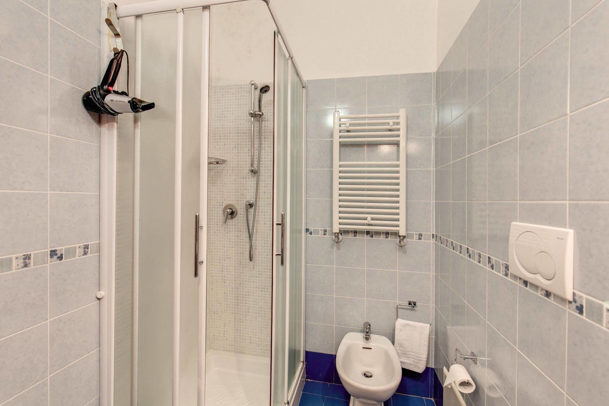 Guest house Bon Ton 3*
