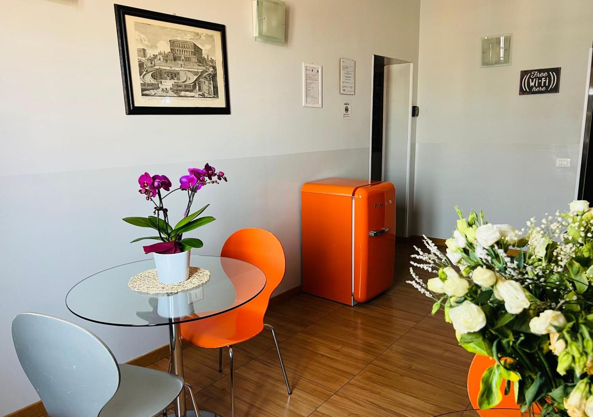 Casa de hóspedes Bon Ton Design Rooms By Dot Suites 3*