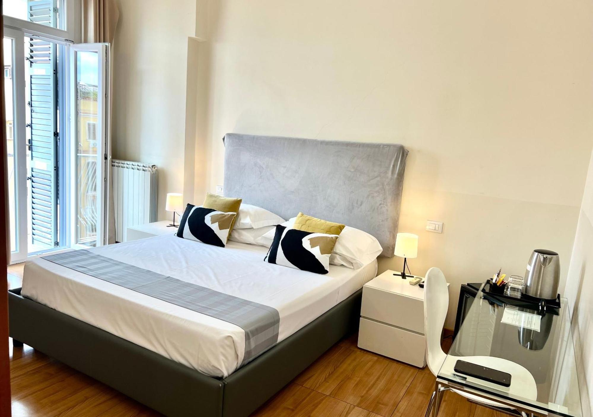 Bon Ton Design Rooms By Dot Suites 3*