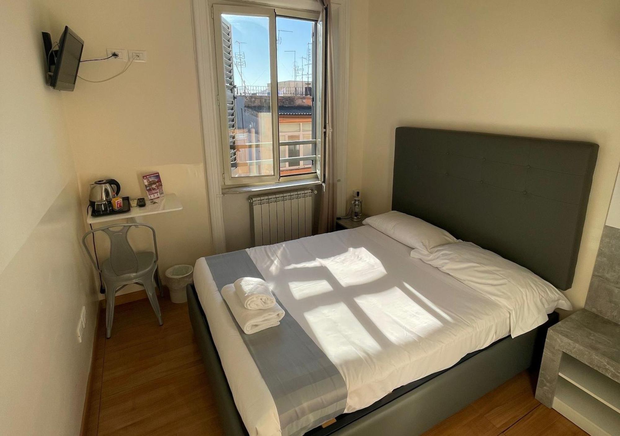 Bon Ton Design Rooms By Dot Suites Roma